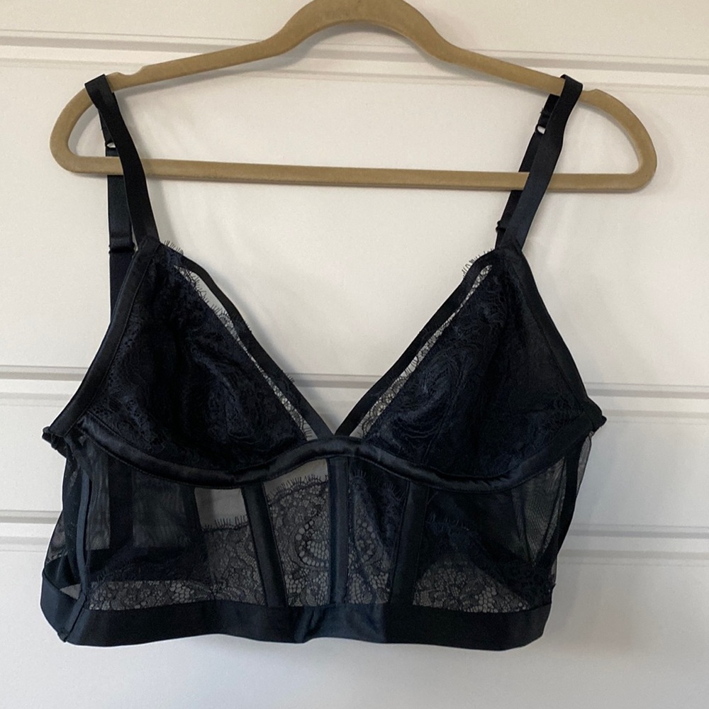 Victoria secret corset top lace mesh black bra top never worn size large
